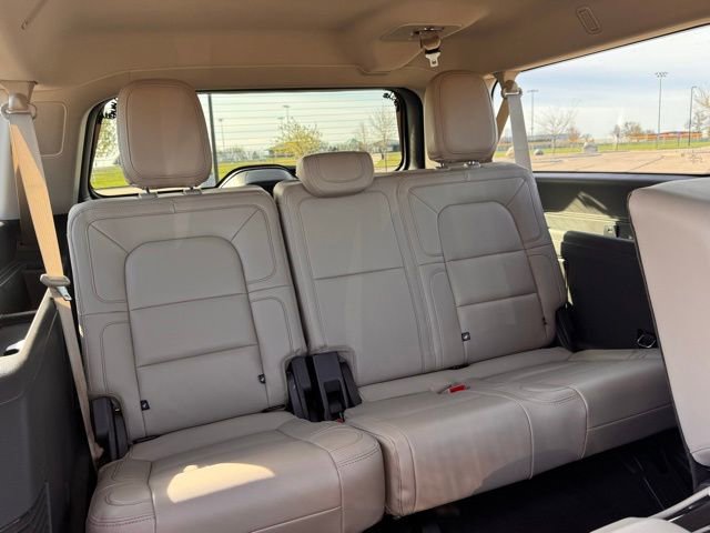 Used 2022 Lincoln Navigator L Reserve AWD/4WD image 27