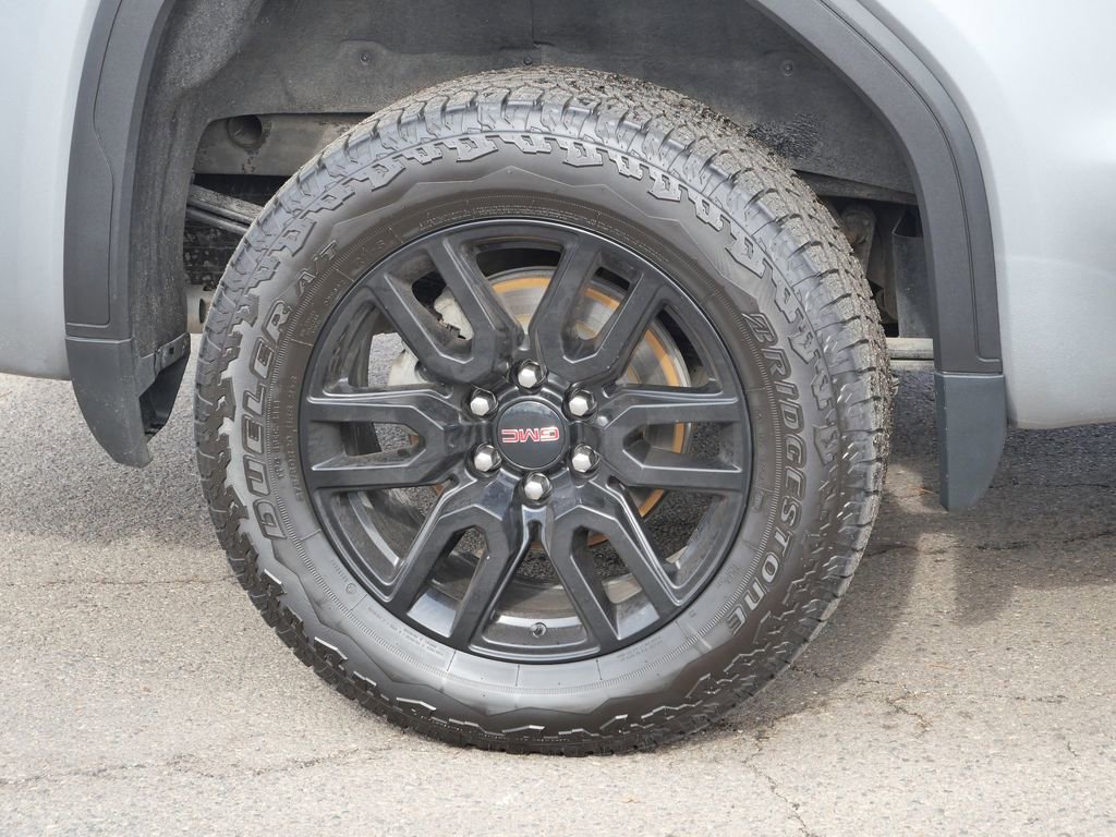 Used 2024 GMC Sierra 1500 Elevation image 12