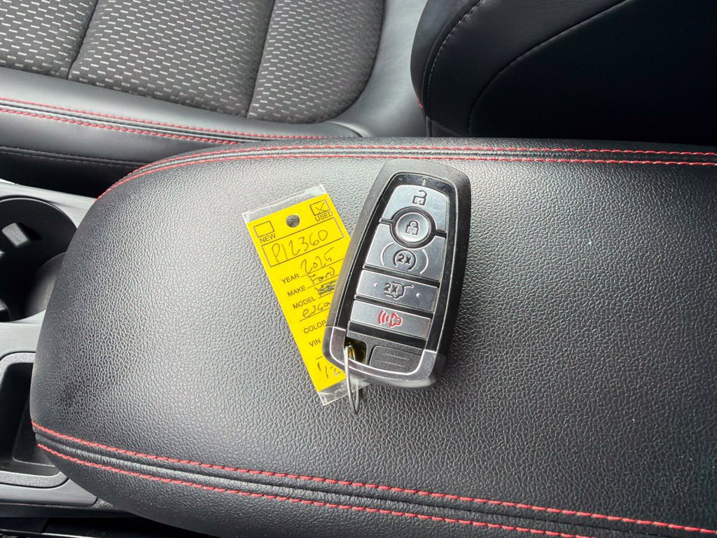 Used 2025 Ford Escape ST-Line w/ Tech Pack #1 AWD/4WD image 26