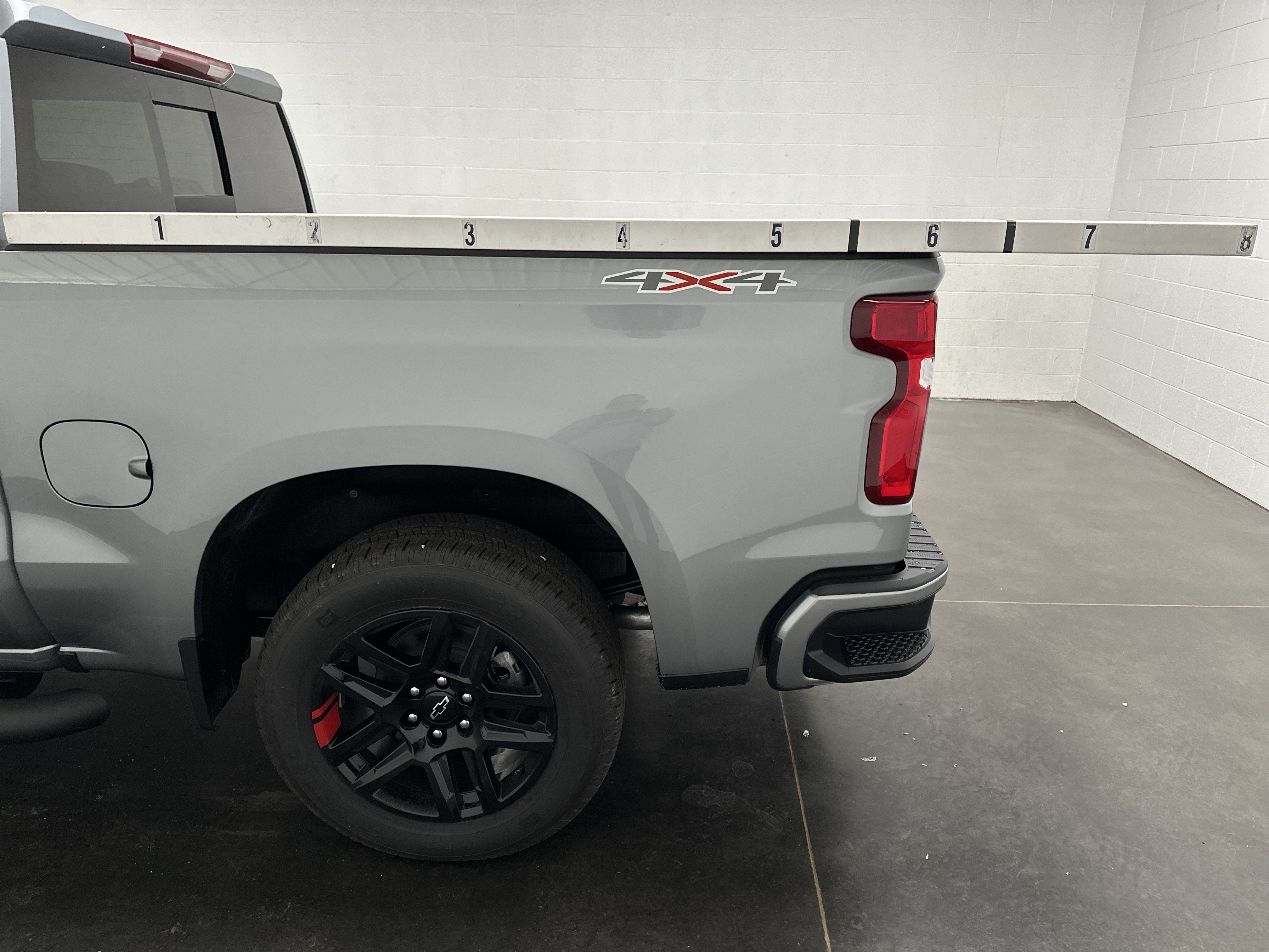 New 2026 Chevrolet Silverado 1500 RST w/ Redline Edition AWD/4WD image 8