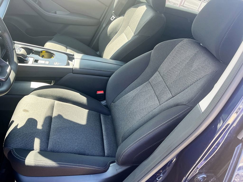 Used 2026 Nissan Rogue SV image 18