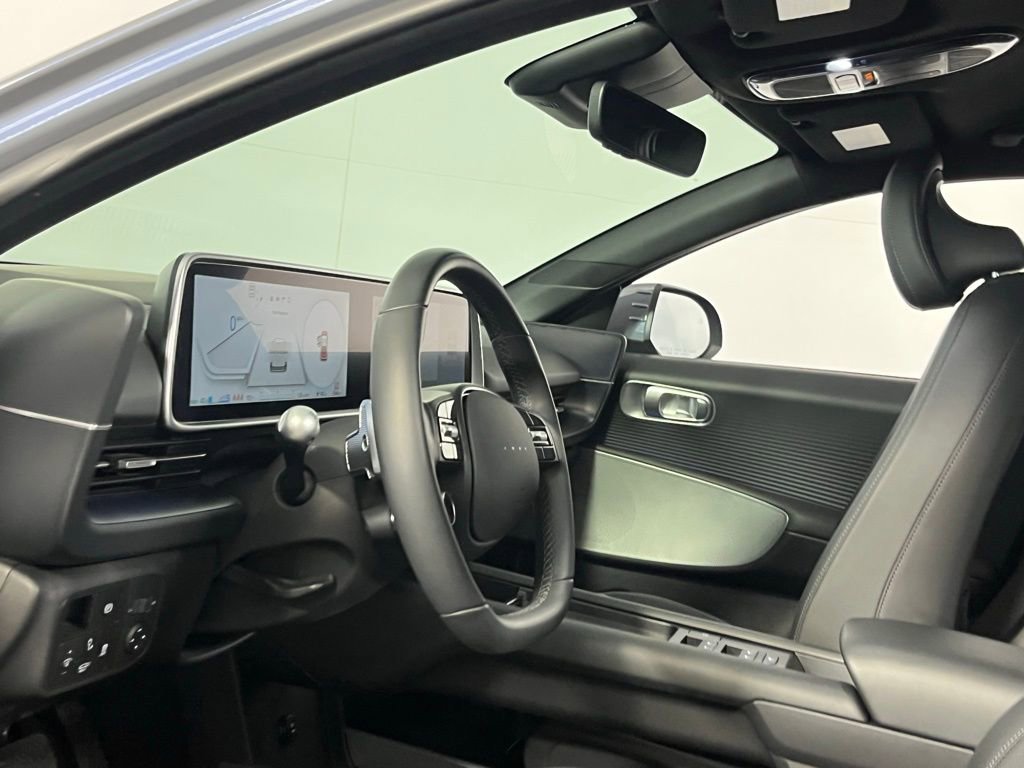 Used 2025 Hyundai Ioniq 6 SEL image 21