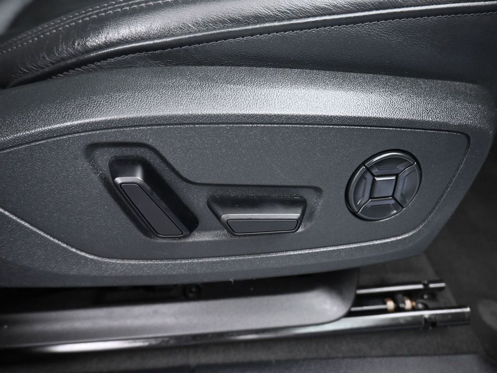 Used 2023 Audi Q3 2.0T Premium image 45