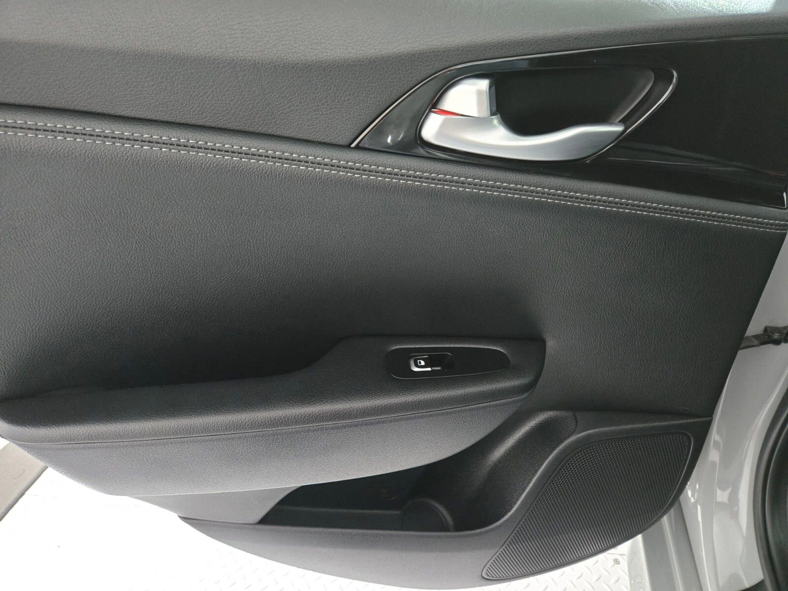 Used 2022 Kia Stinger GT-Line image 20