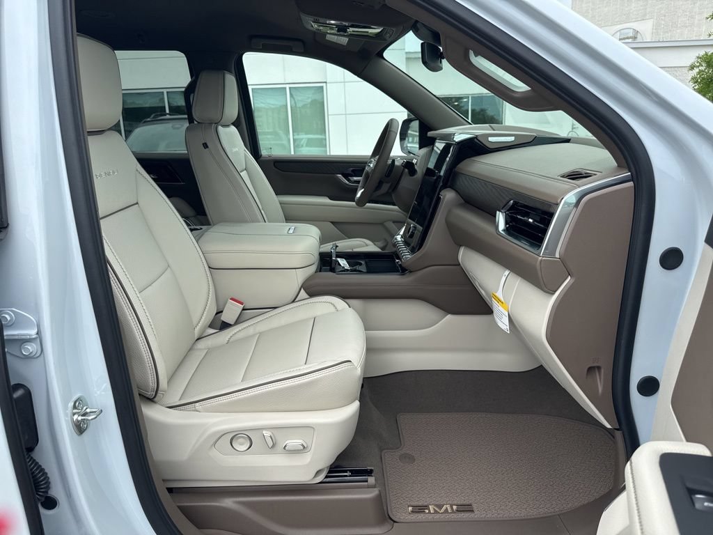 New 2026 GMC Yukon Denali AWD/4WD image 22
