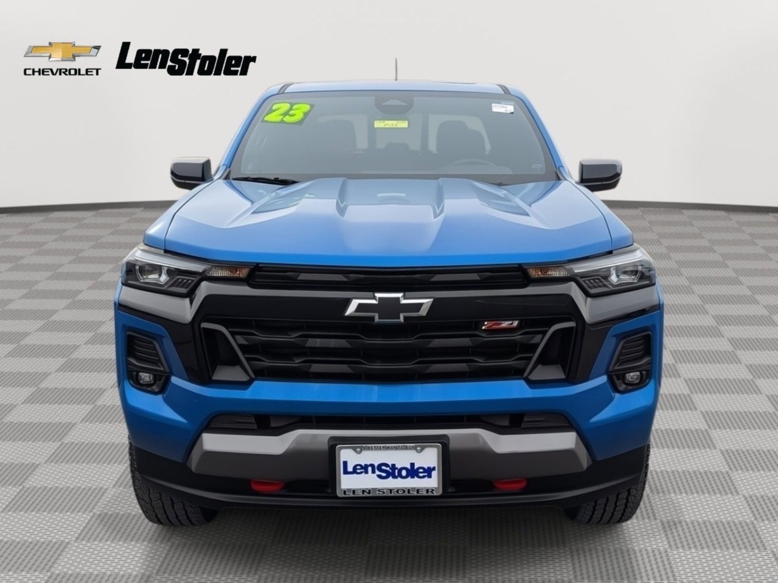 Used 2023 Chevrolet Colorado Z71 w/ Z71 Convenience Package 2 image 8