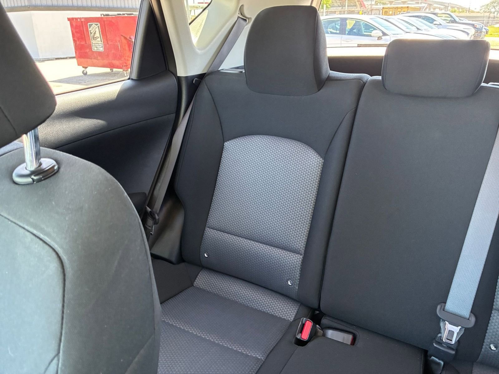 Used 2025 Kia Soul LX w/ LX Technology Package image 32