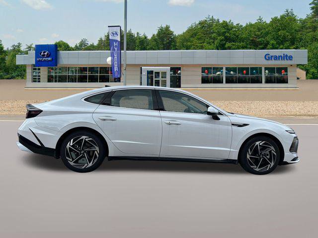 New 2026 Hyundai Sonata SEL AWD/4WD image 4