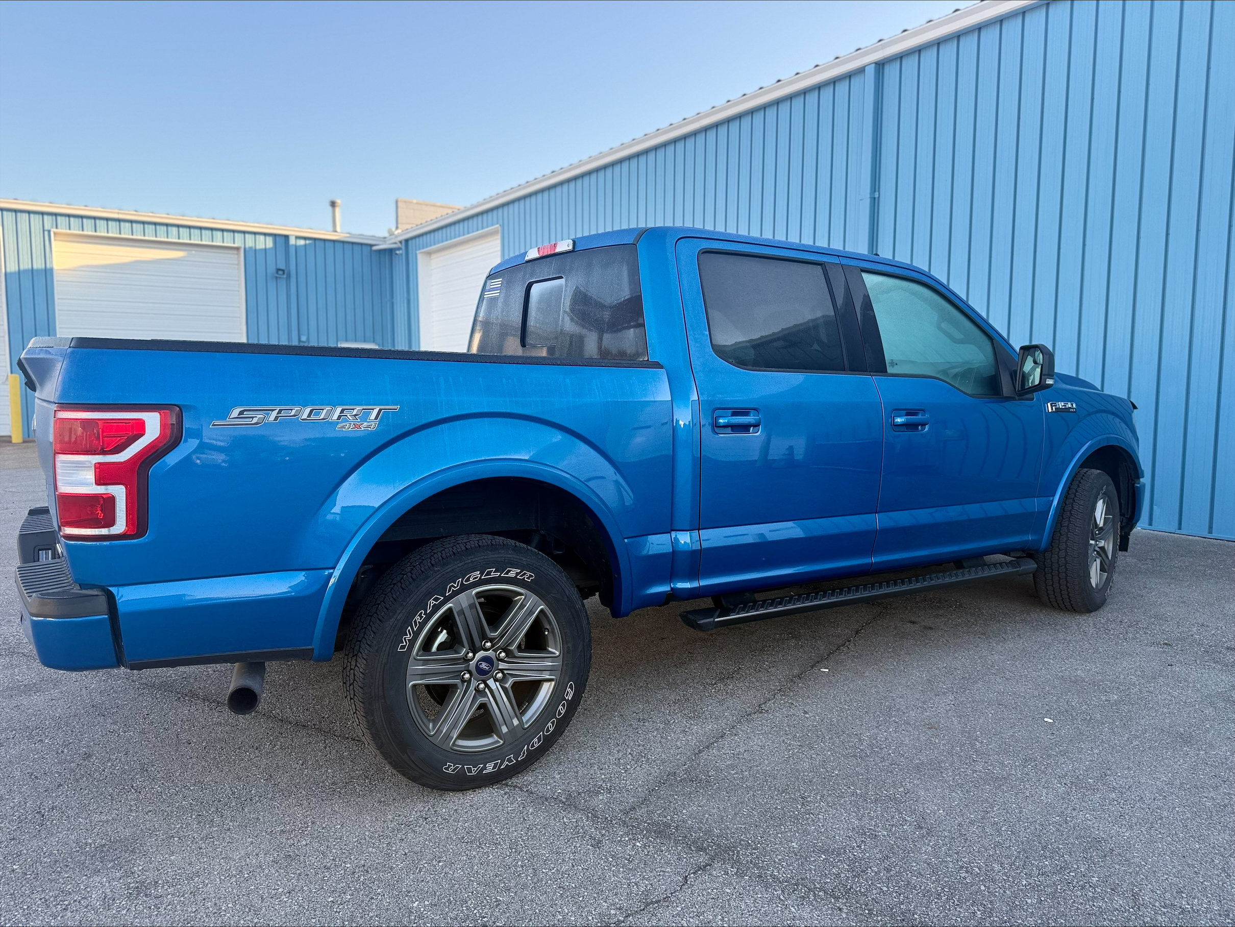 Used 2020 Ford F150 XLT w/ Equipment Group 302A Luxury AWD/4WD image 11