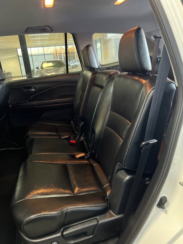 Used 2017 Honda Pilot EX-L image 9