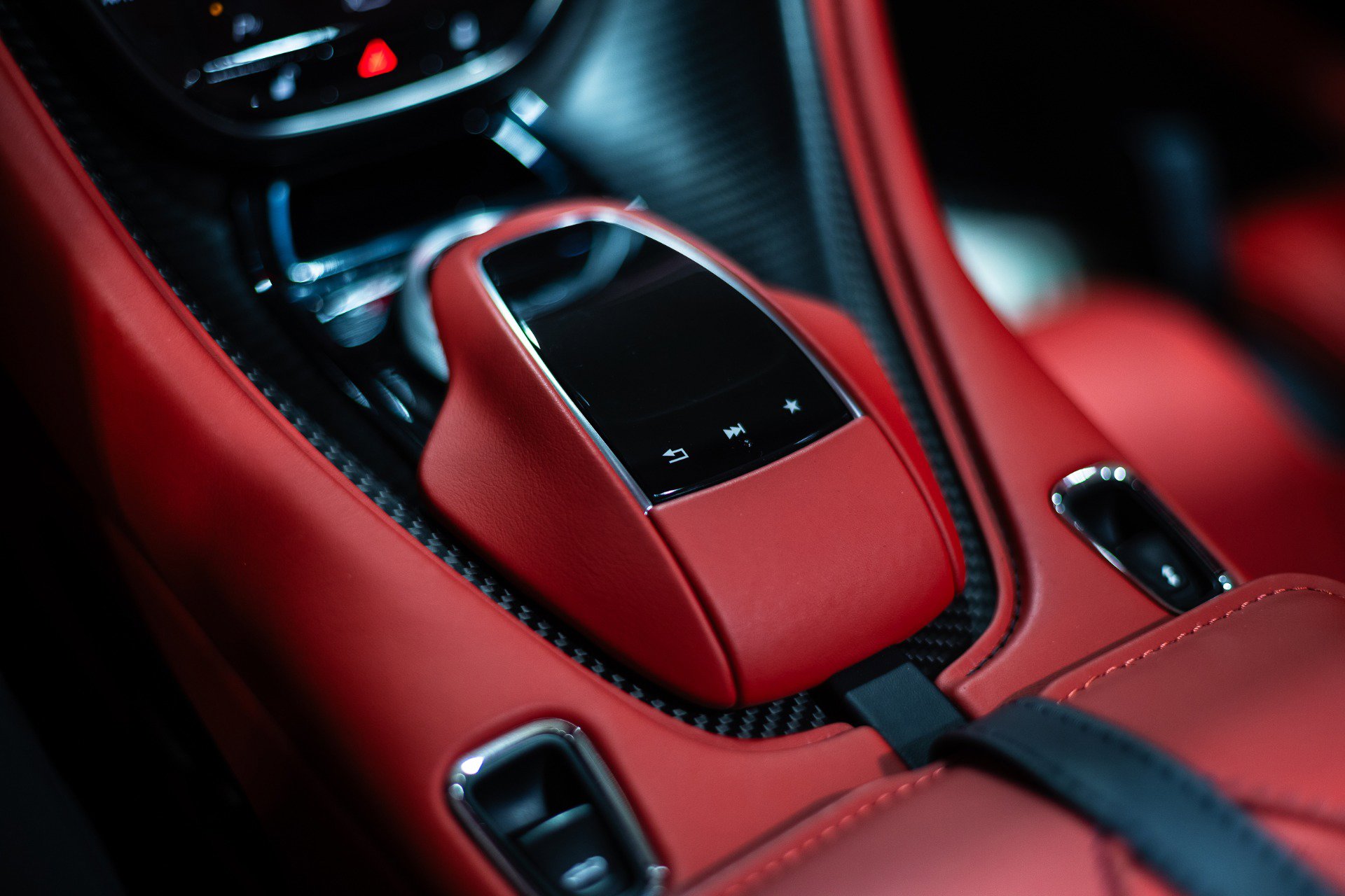 Used 2023 Aston Martin DBS Superleggera Volante image 20