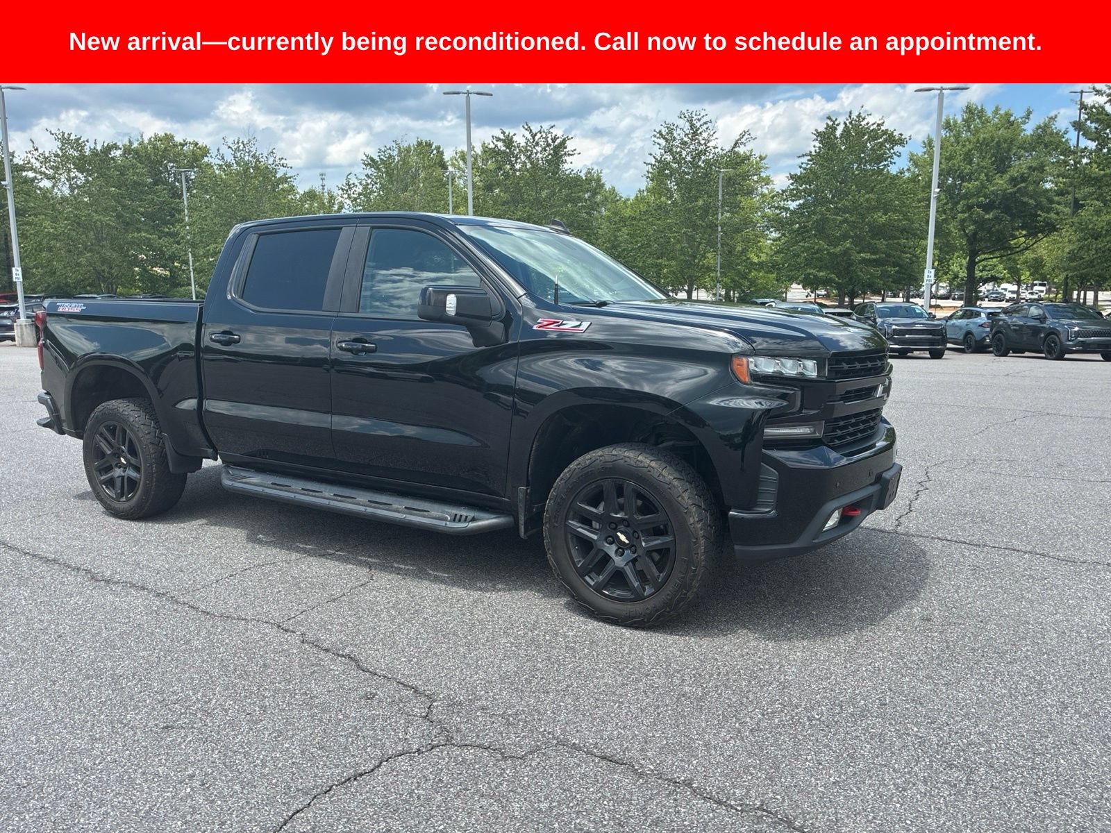 Used 2019 Chevrolet Silverado 1500 LT Trail Boss AWD/4WD image 3