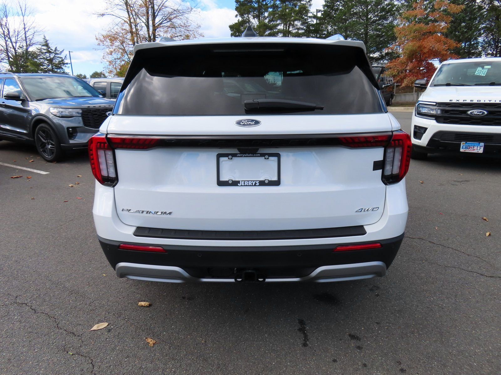 New 2026 Ford Explorer Platinum w/ LUX Leather Package image 5
