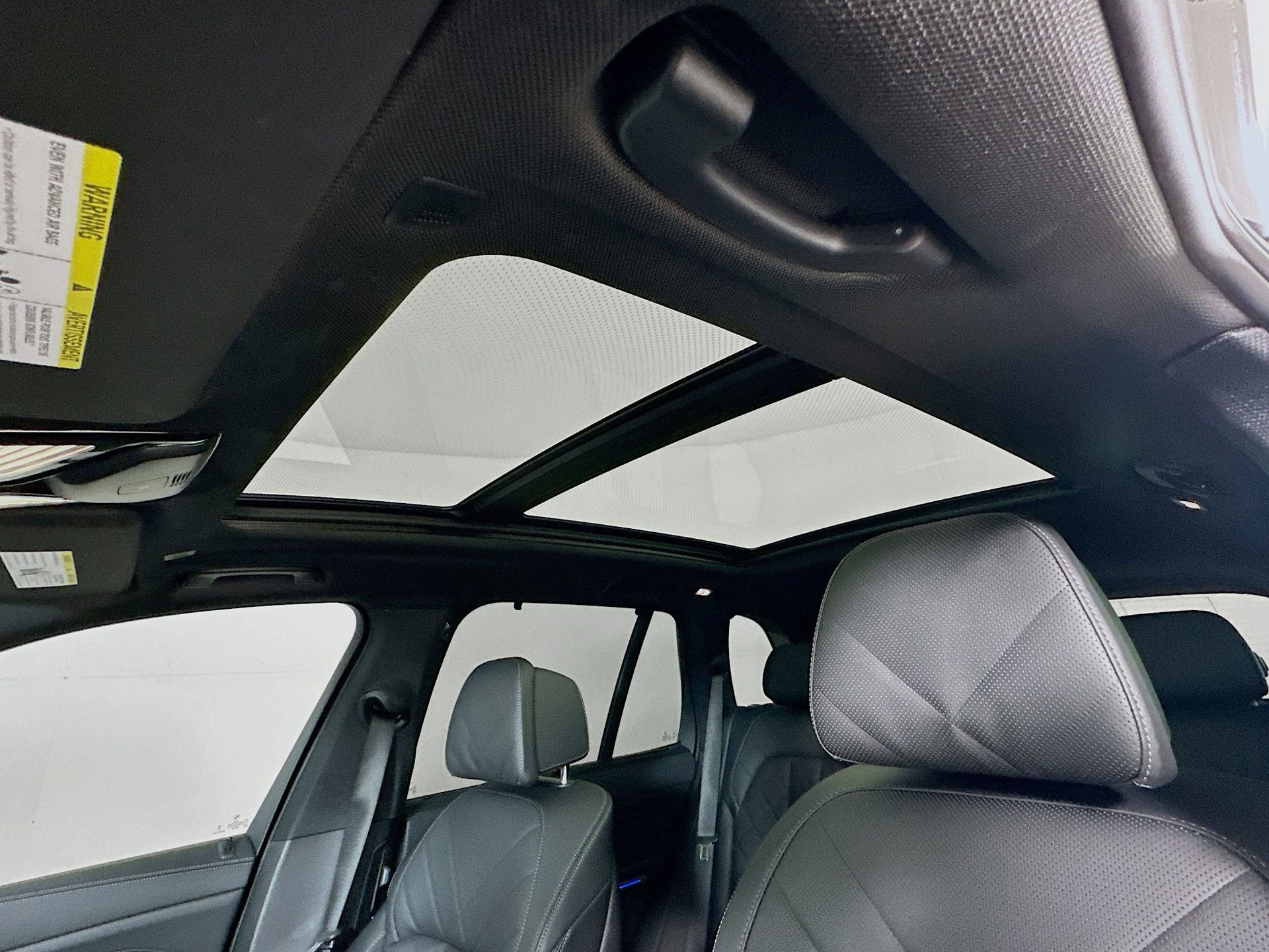 Used 2023 BMW X5 M50i w/ Executive Package image 24