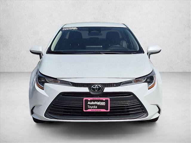 Used 2024 Toyota Corolla LE FWD image 2