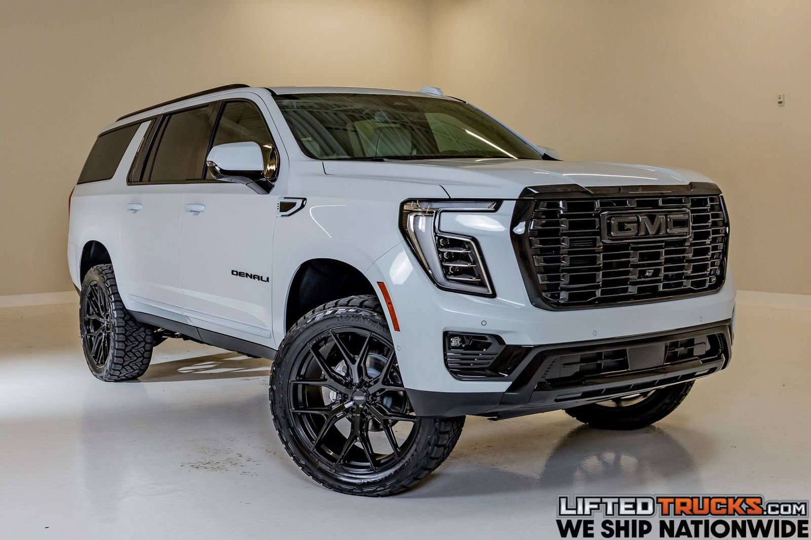 Used 2026 GMC Yukon XL Denali w/ LPO, Floor Liner Package AWD/4WD image 1