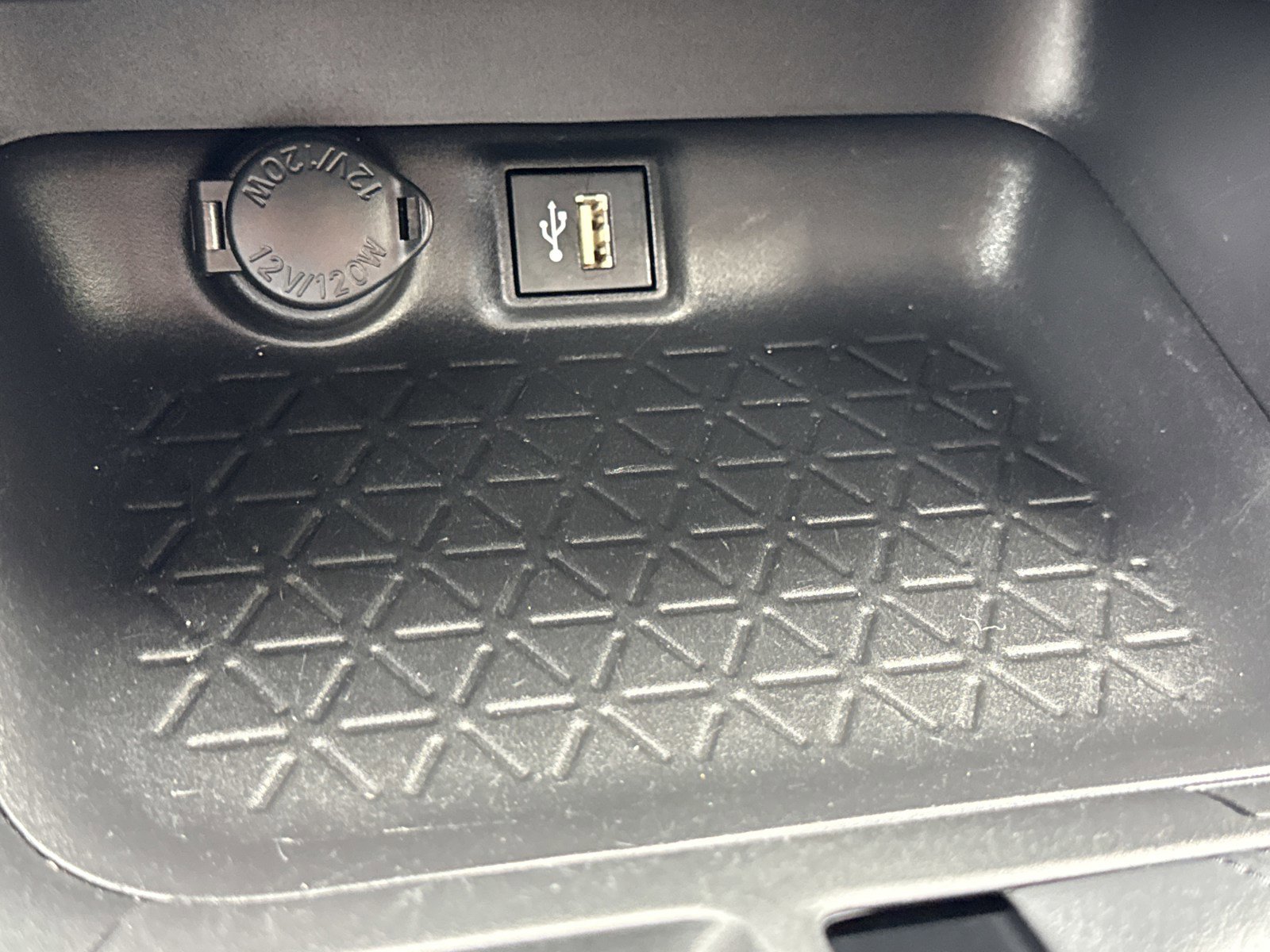 Used 2023 Toyota RAV4 XLE w/ Convenience Package AWD/4WD image 27