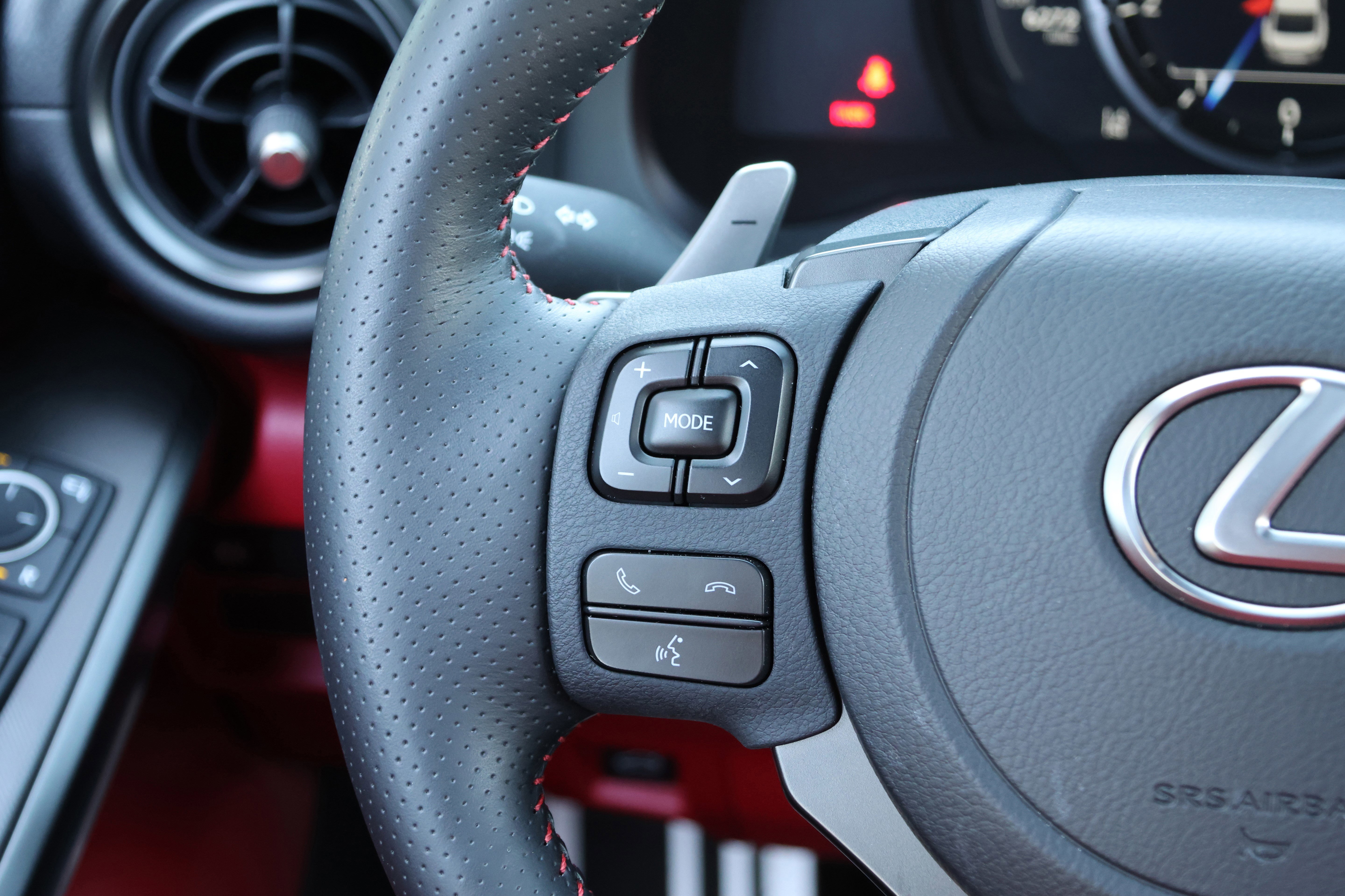 Used 2025 Lexus IS 350 F Sport RWD image 19