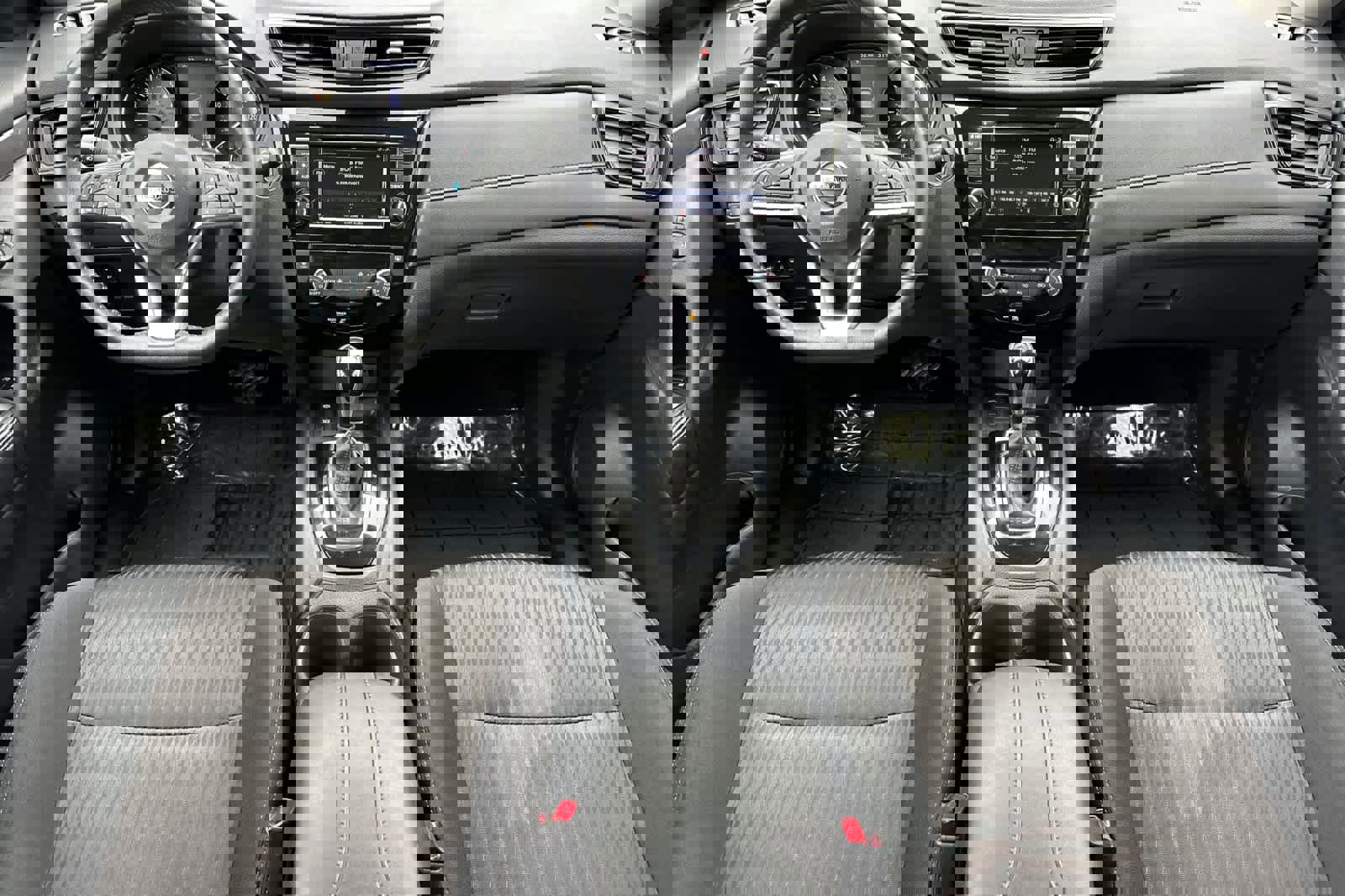 Used 2020 Nissan Rogue S image 3