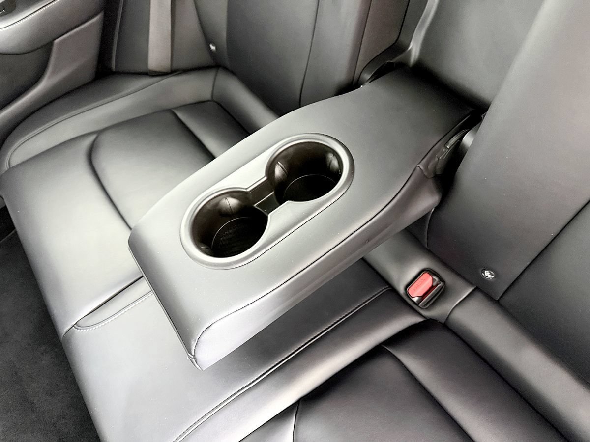 Used 2018 Tesla Model 3 Long Range RWD image 36