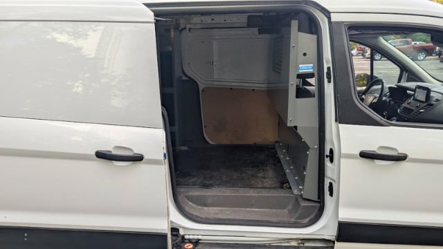 Used 2020 Ford Transit Connect XLT image 20