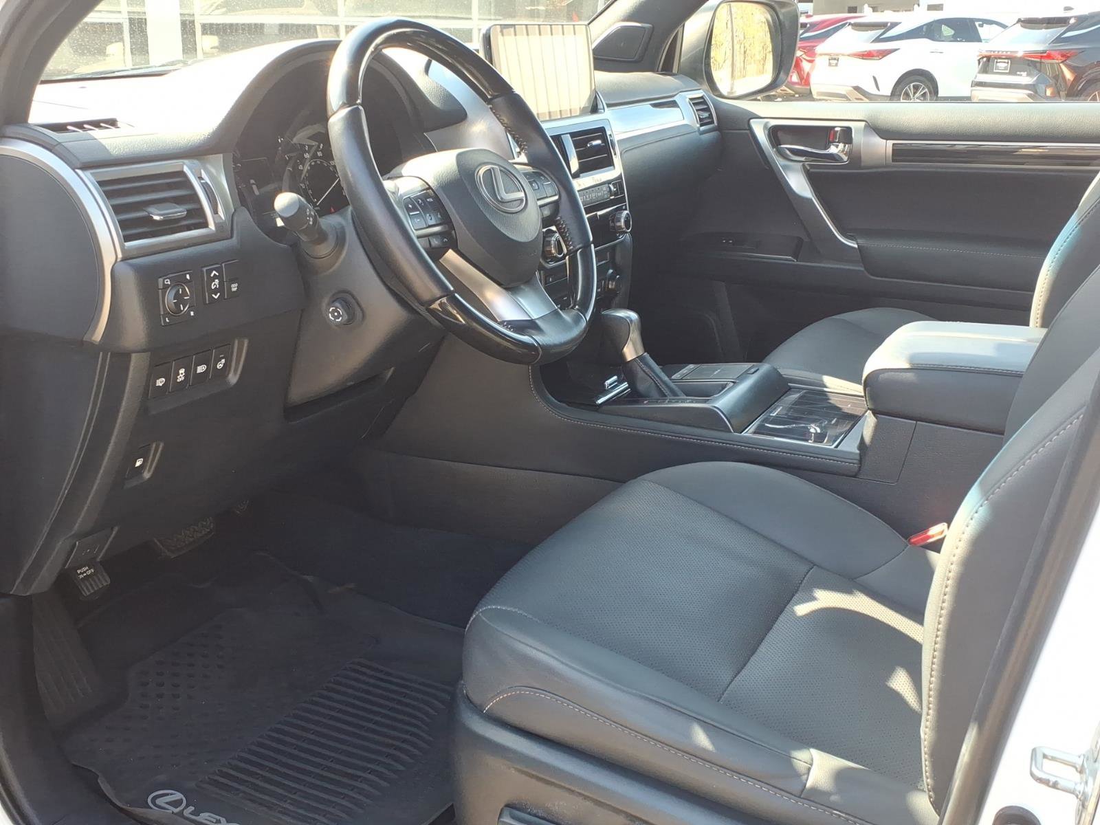 Certified 2023 Lexus GX 460 Premium w/ Premium Plus Package image 17