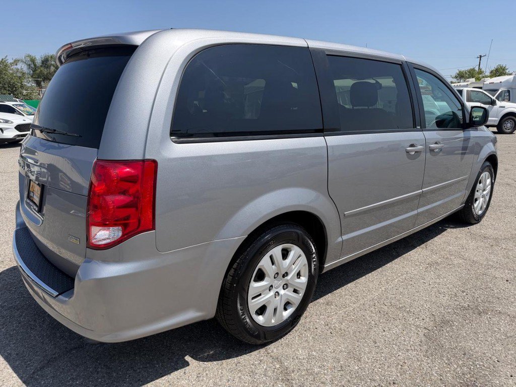 Used 2014 Dodge Grand Caravan SE w/ Quick Order Package 29E SE FWD image 6