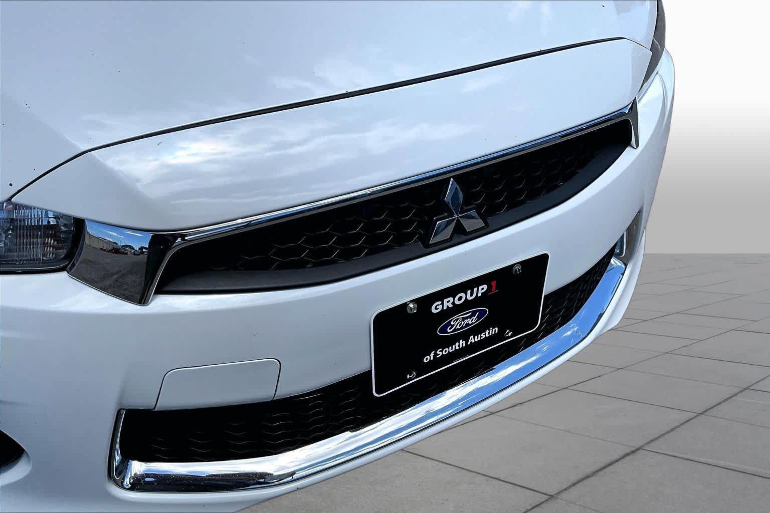 Used 2017 Mitsubishi Lancer ES FWD image 30