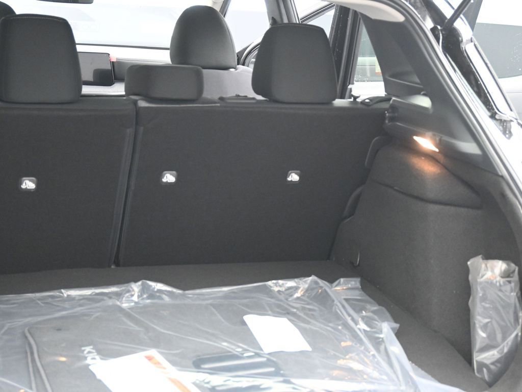 New 2026 Nissan Kicks SV w/ Cold Weather Package AWD/4WD image 19