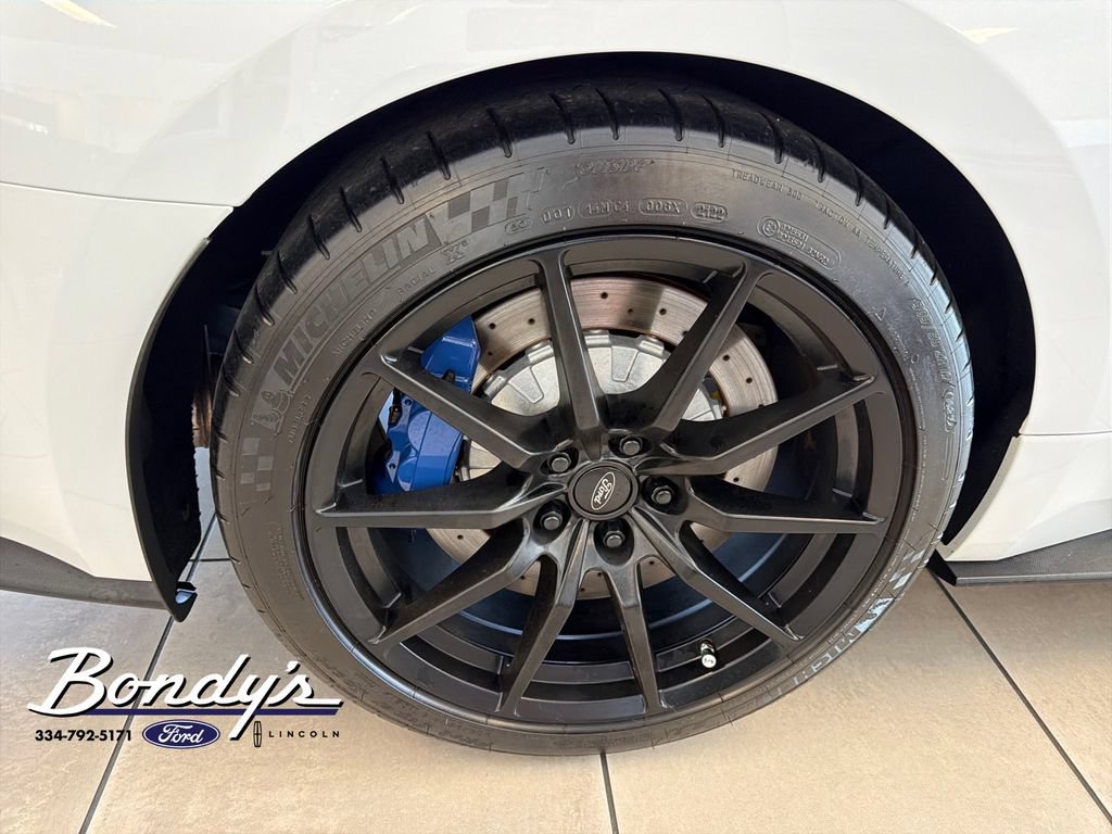 Used 2017 Ford Mustang Shelby GT350 RWD image 21
