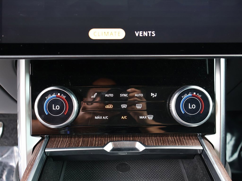 Used 2023 Land Rover Range Rover SE image 62