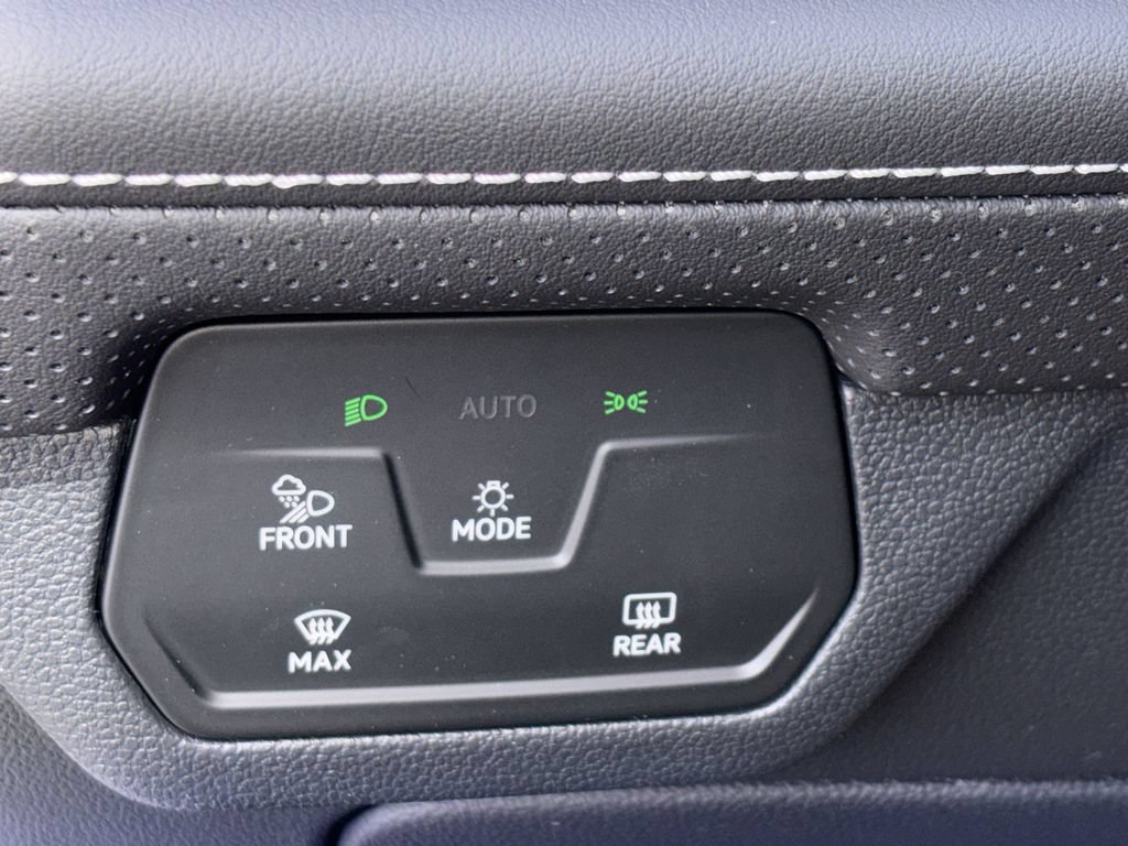 New 2026 Volkswagen Atlas Cross Sport SE FWD image 26