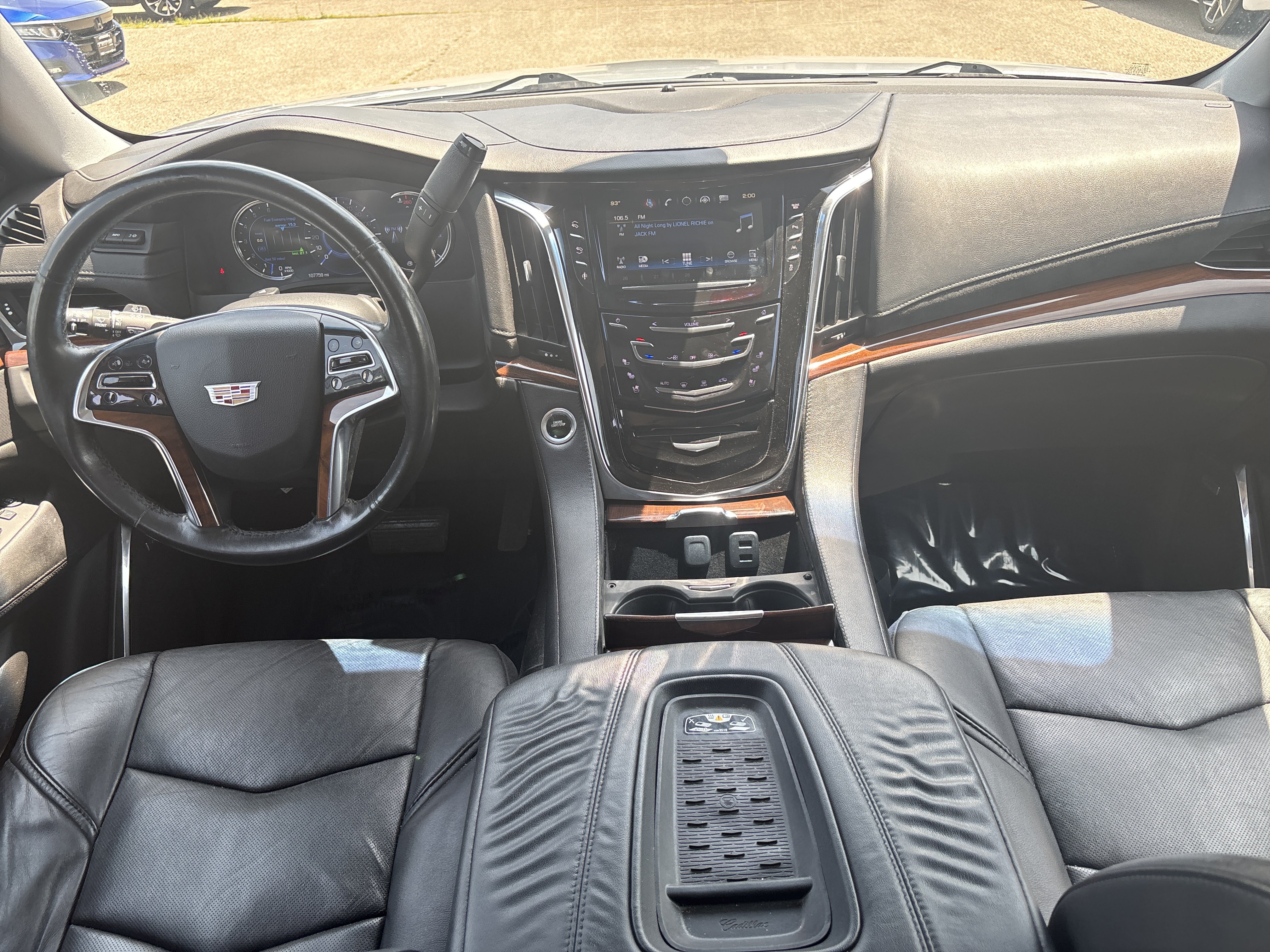 Used 2016 Cadillac Escalade ESV Luxury AWD/4WD image 15