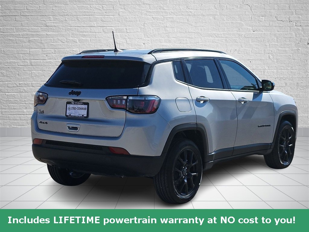 New 2026 Jeep Compass Latitude image 4