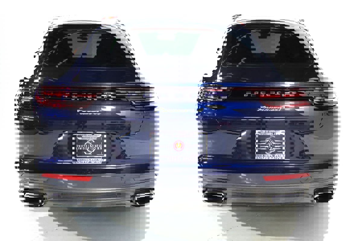 Used 2018 Porsche Panamera 4 image 38