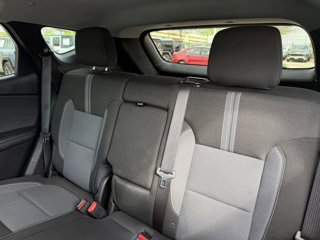 Used 2025 Chevrolet Blazer LT AWD/4WD image 30