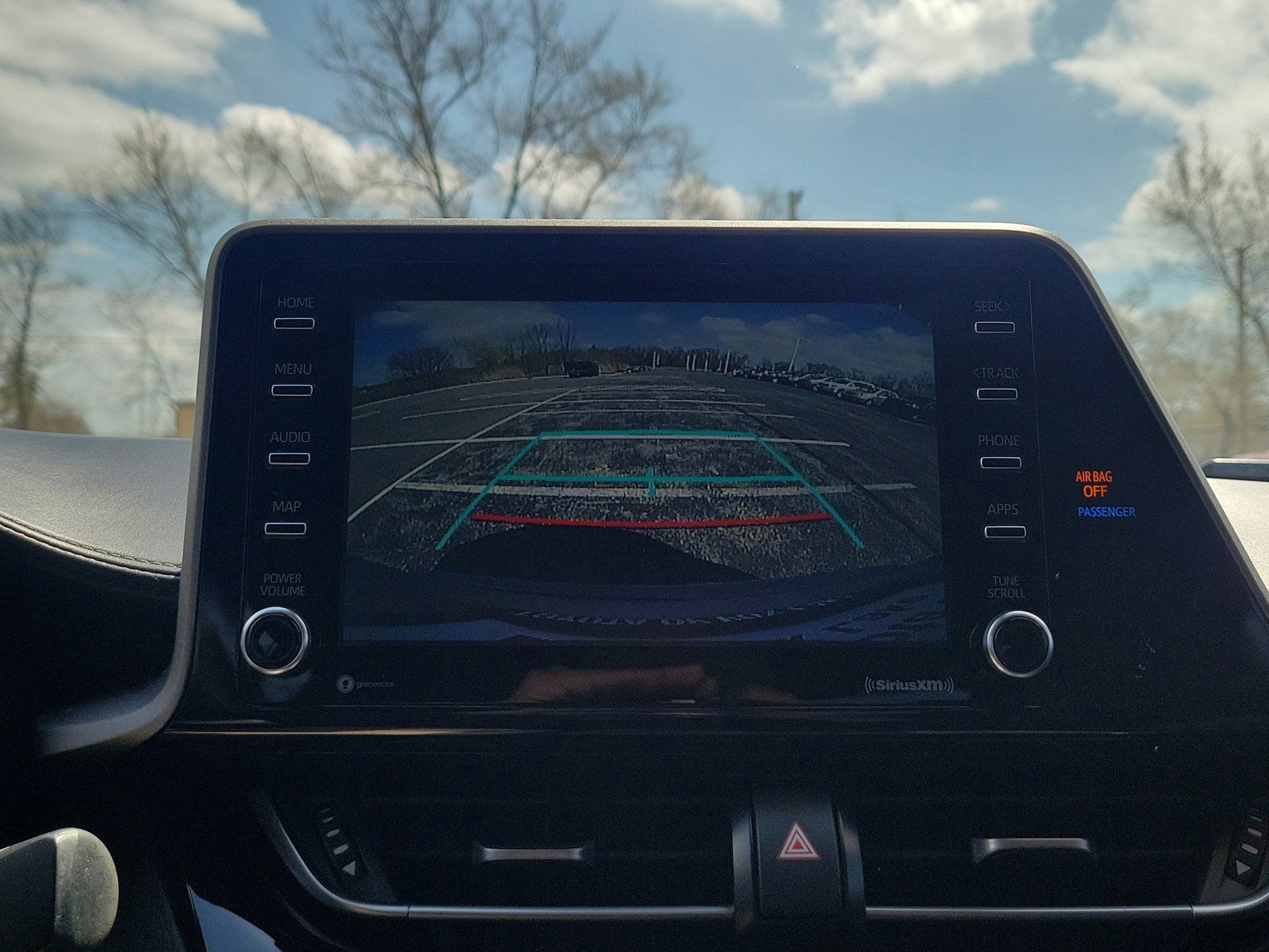 Used 2020 Toyota C-HR LE FWD image 28