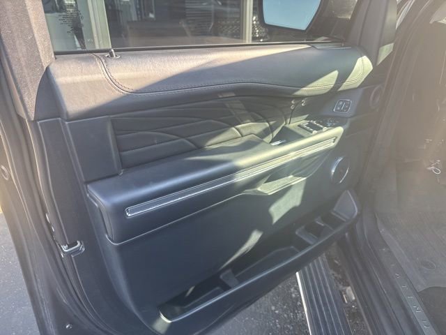 Used 2021 Ford Expedition Platinum image 46