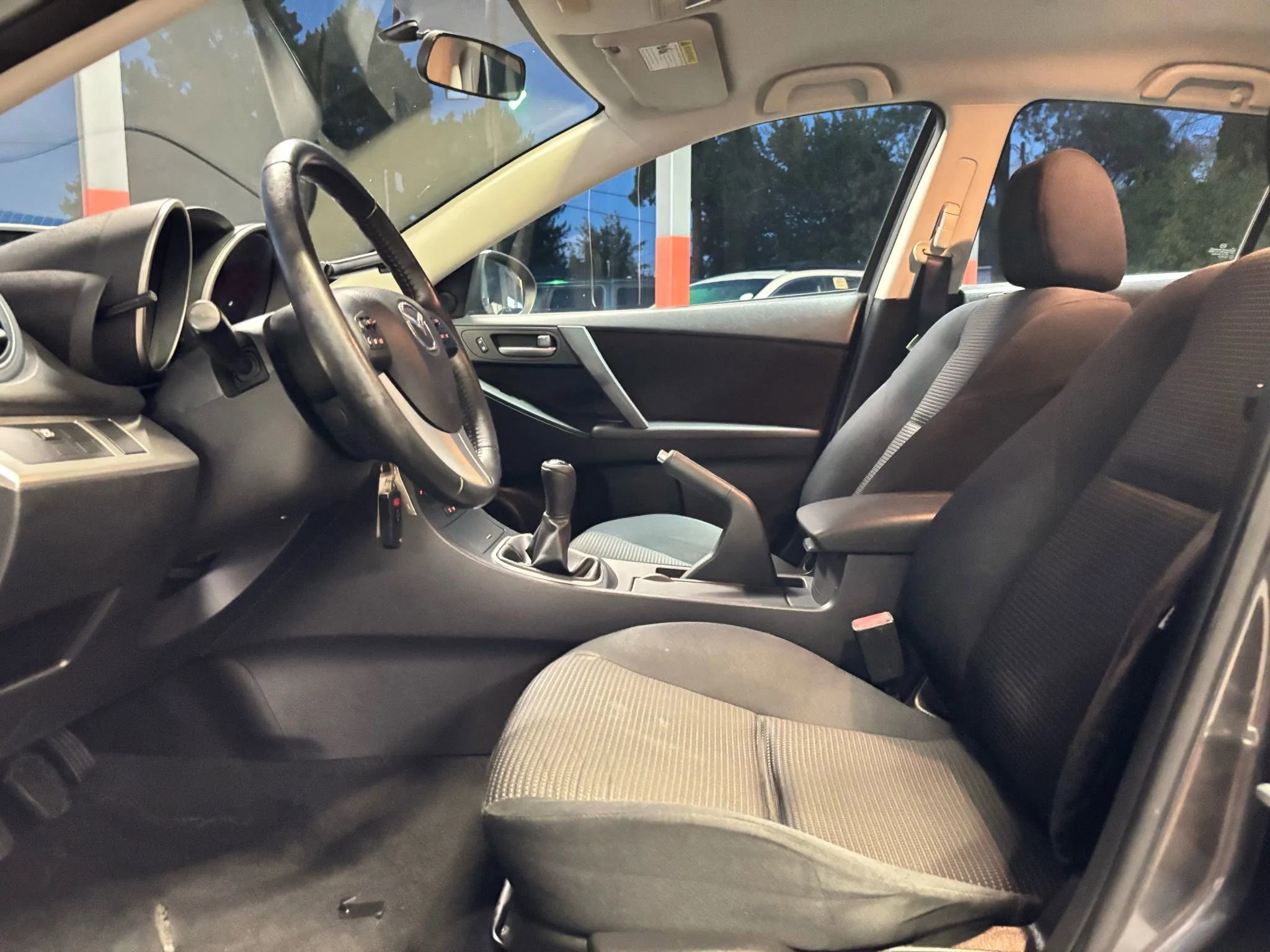 Used 2012 MAZDA MAZDA3 i Touring image 13