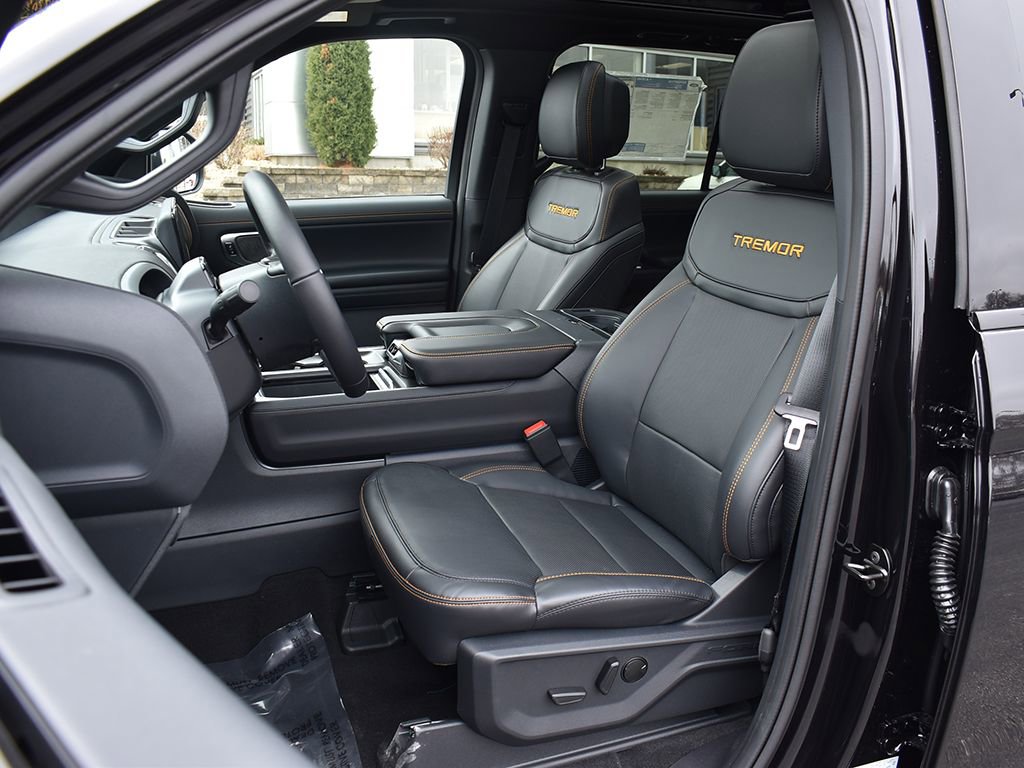 New 2026 Ford Expedition Tremor image 5