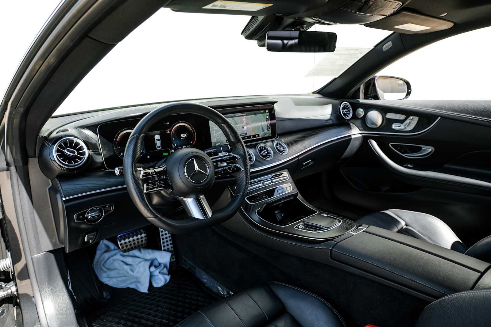 Used 2022 Mercedes-Benz E 450 Coupe image 3