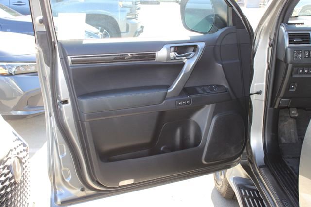 Certified 2023 Lexus GX 460 Premium w/ Premium Package AWD/4WD image 11