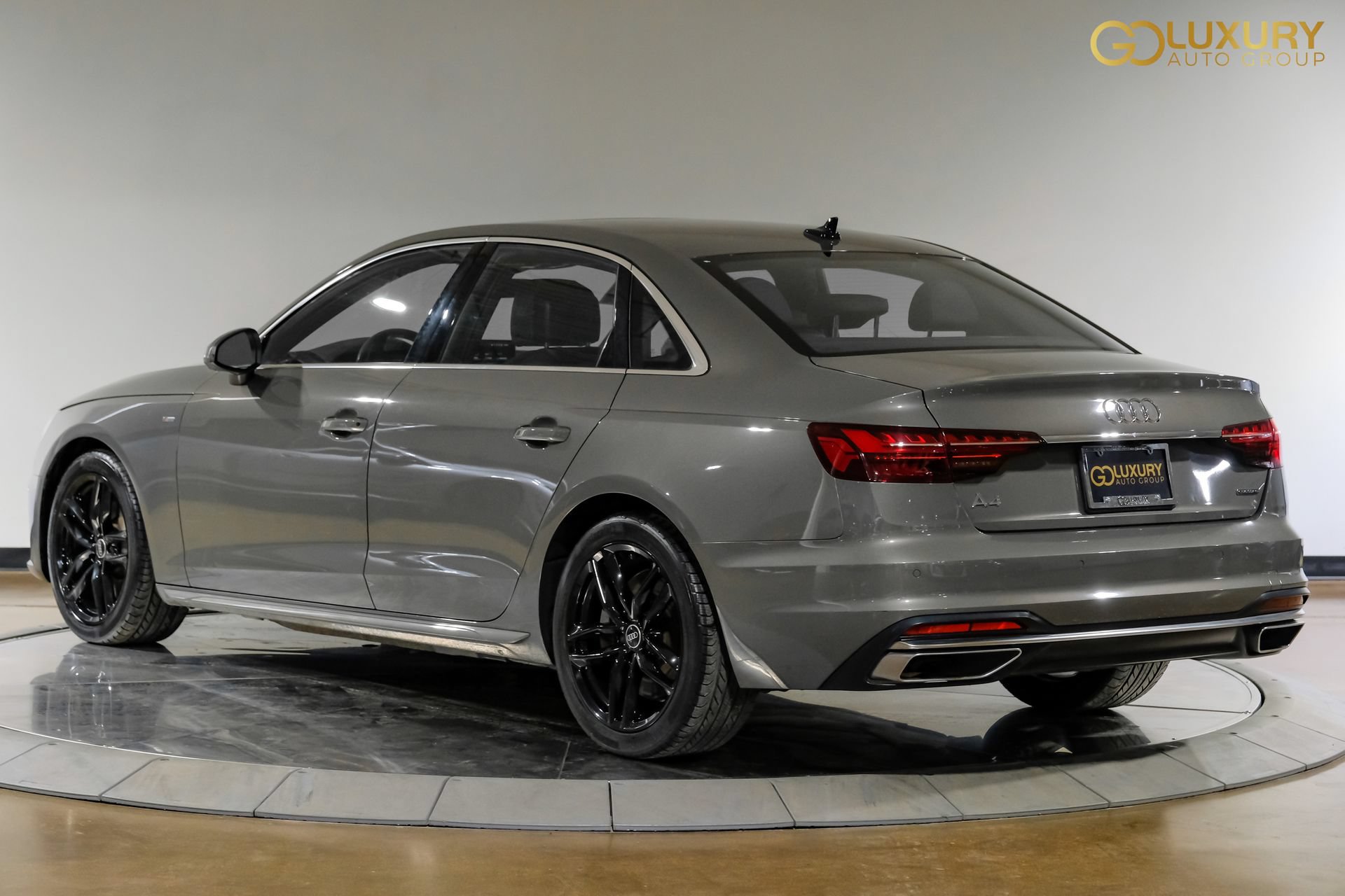 Used 2023 Audi A4 2.0T Premium Plus w/ Premium Plus Package AWD/4WD image 12