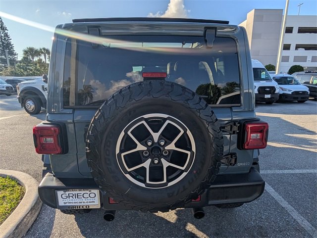 Used 2024 Jeep Wrangler Unlimited Rubicon image 11