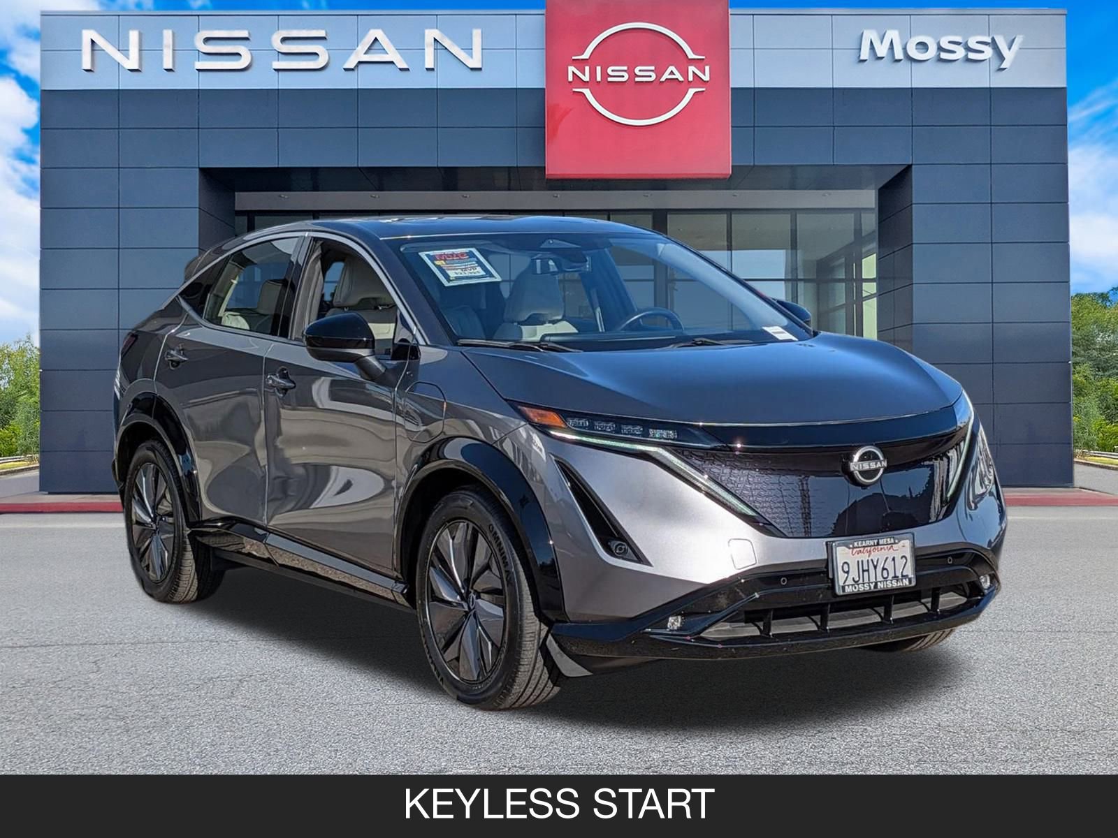 Used 2023 Nissan Ariya FWD image 2