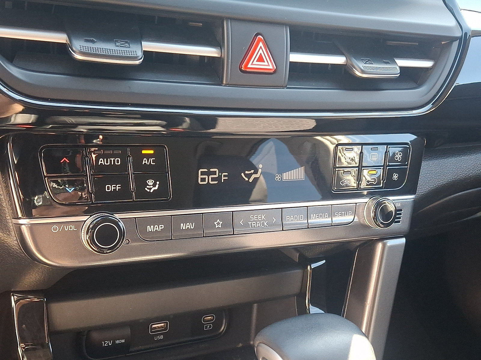 Certified 2024 Kia Seltos S AWD/4WD image 15