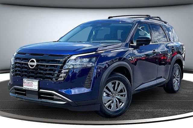 New 2026 Nissan Pathfinder SV image 2