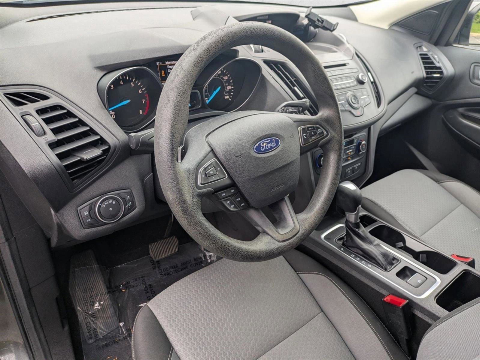 Used 2017 Ford Escape SE FWD image 10
