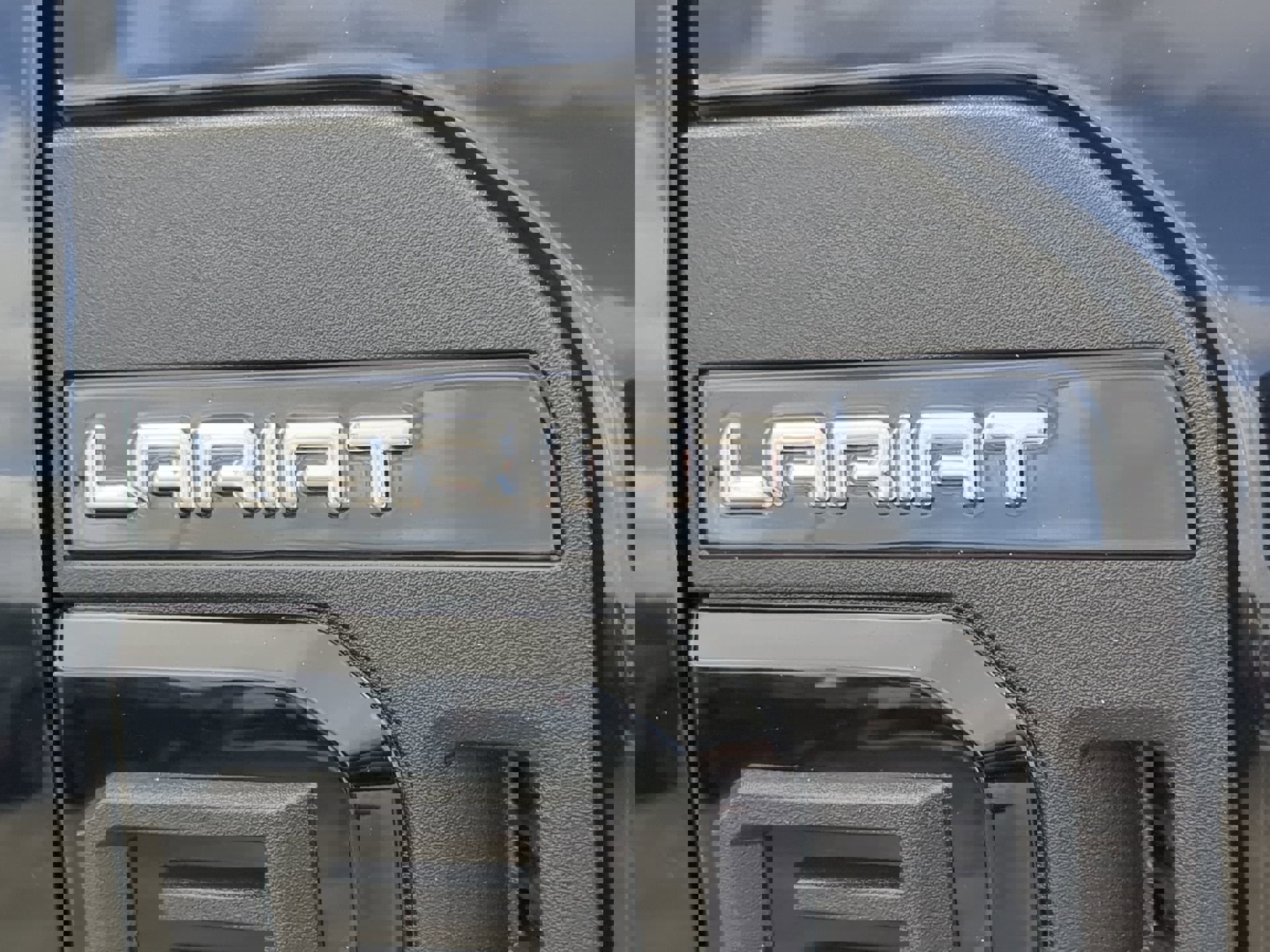 New 2026 Ford F250 Lariat w/ Black Appearance Package image 42