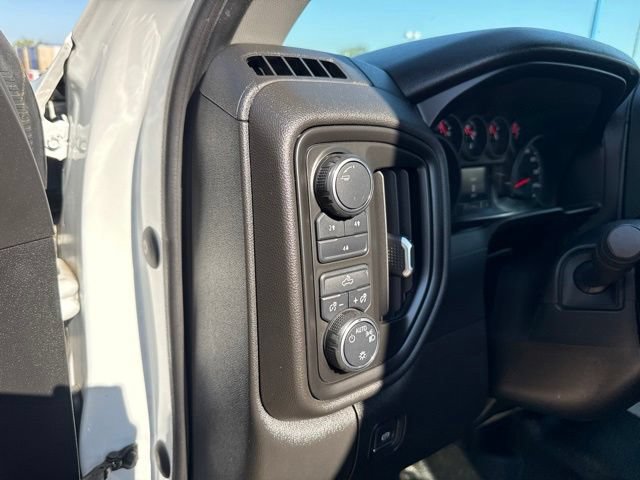 Used 2020 Chevrolet Silverado 2500 W/T w/ WT Convenience Package AWD/4WD image 17